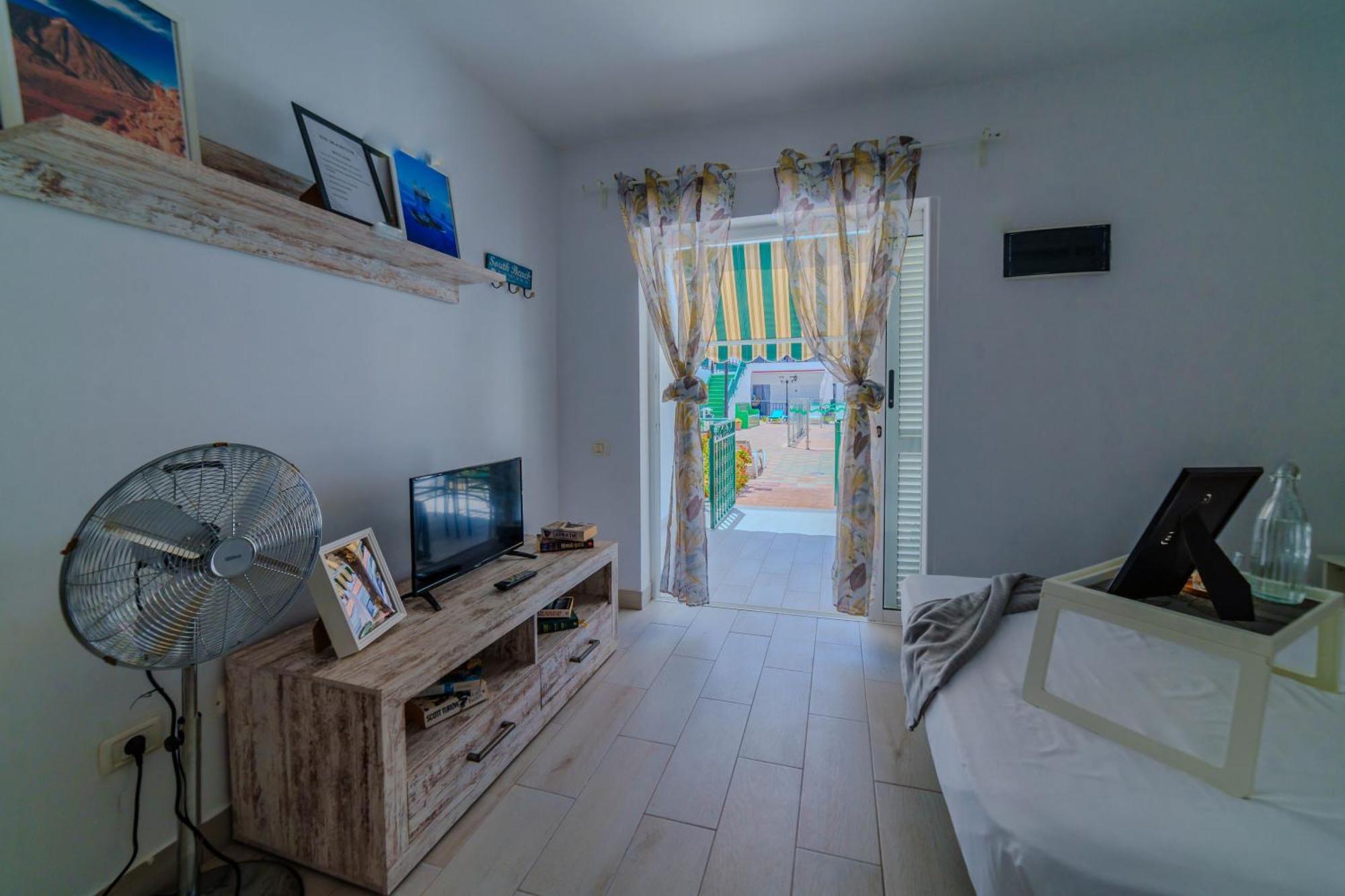 Acogedor Estudio En Tenerife Sur アロナ エクステリア 写真